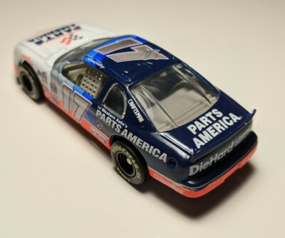 Revell 1:64 Diecast NASCAR Darrell Waltrip #17 Western Auto Parts