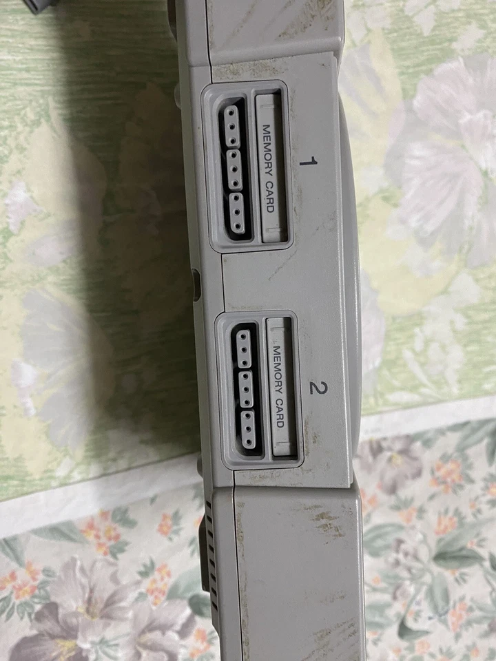 Sony PlayStation, foto 3 di 5