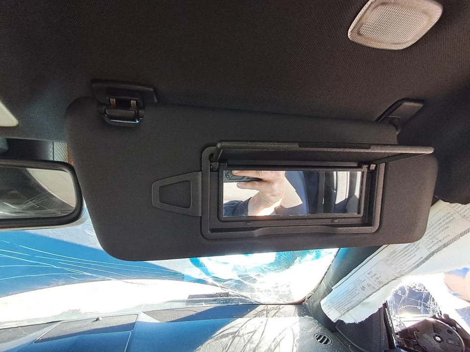 Passenger Sun Visor 204 Type Illuminated Fits 08-14 MERCEDES C-CLASS 2662675 Foto 2 de 4