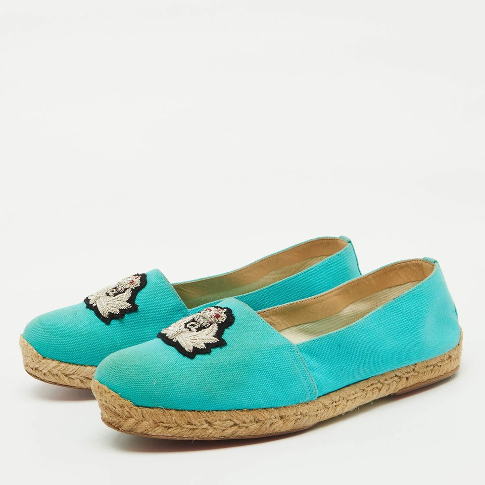 Alpargatas Christian Louboutin azul turquesa lona brasão Nanou tamanho 40 - Imagem 2 de 4