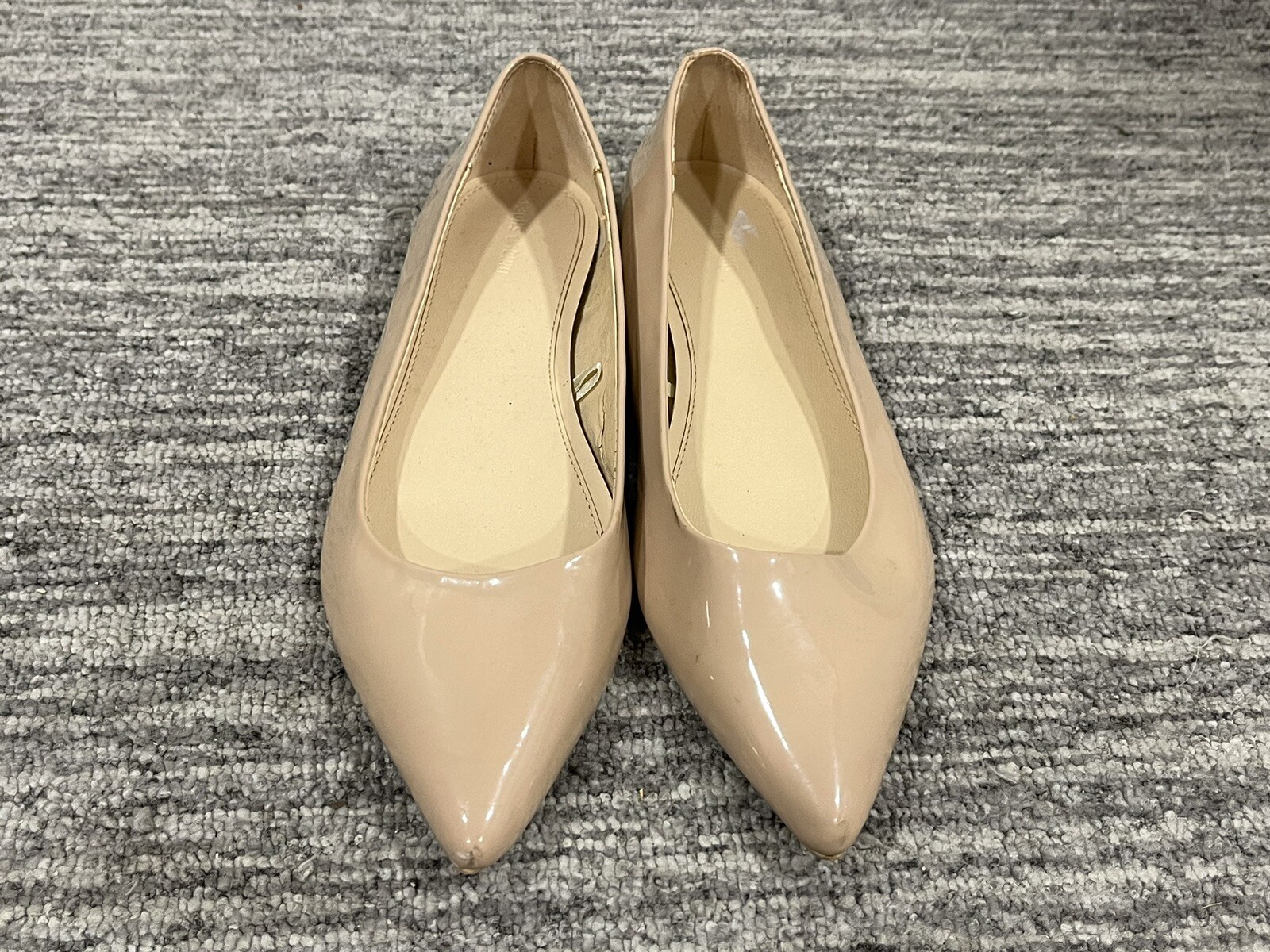 Uniqlo Flats Soft Shoes Size 7.5 Beige Nude Color-image