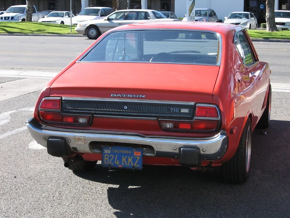 KYB 4 AMORTIGUADORES DATSUN VIOLETA NISSAN 710 1973 73 1974 1975 75 76 1976 77 1977 Foto 4 de 4