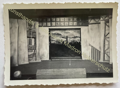 orig. Photo around 1930 stage design theatre people without home