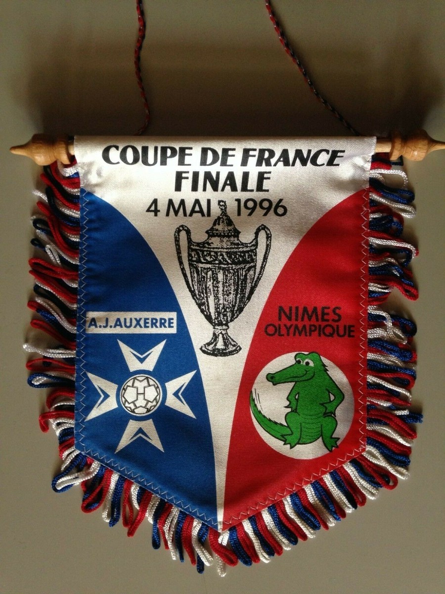 Fanion AJA Auxerre - Nîmes Olympique, Finale Coupe De France 1995/1996