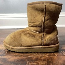 UGG Size 1 Kids Shearling Suede Leather Boots
