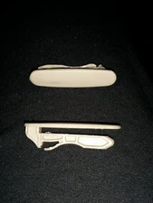 (2) Clips Whirlpool Dishwasher Upper Rack Track Stop Clips 8524581 8565920