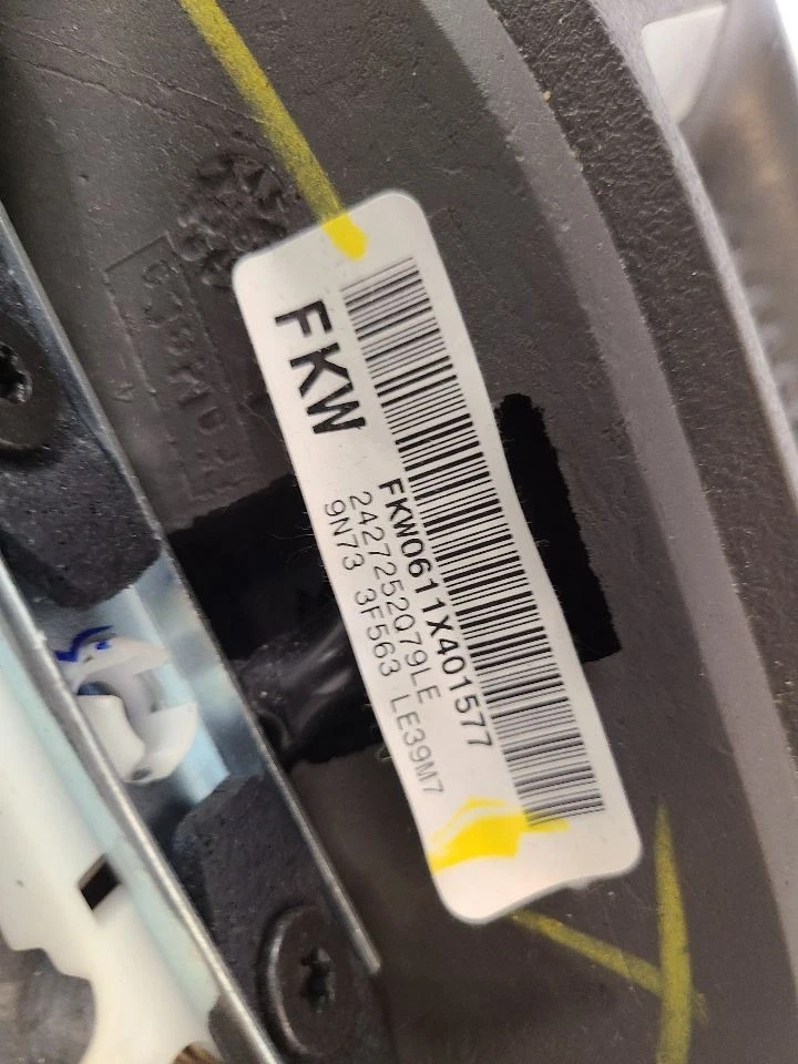 2010 2011 MERCURY MILAN Gray Steering Wheel W Cruise 9E5Z3600EJ   - Image 4 of 4