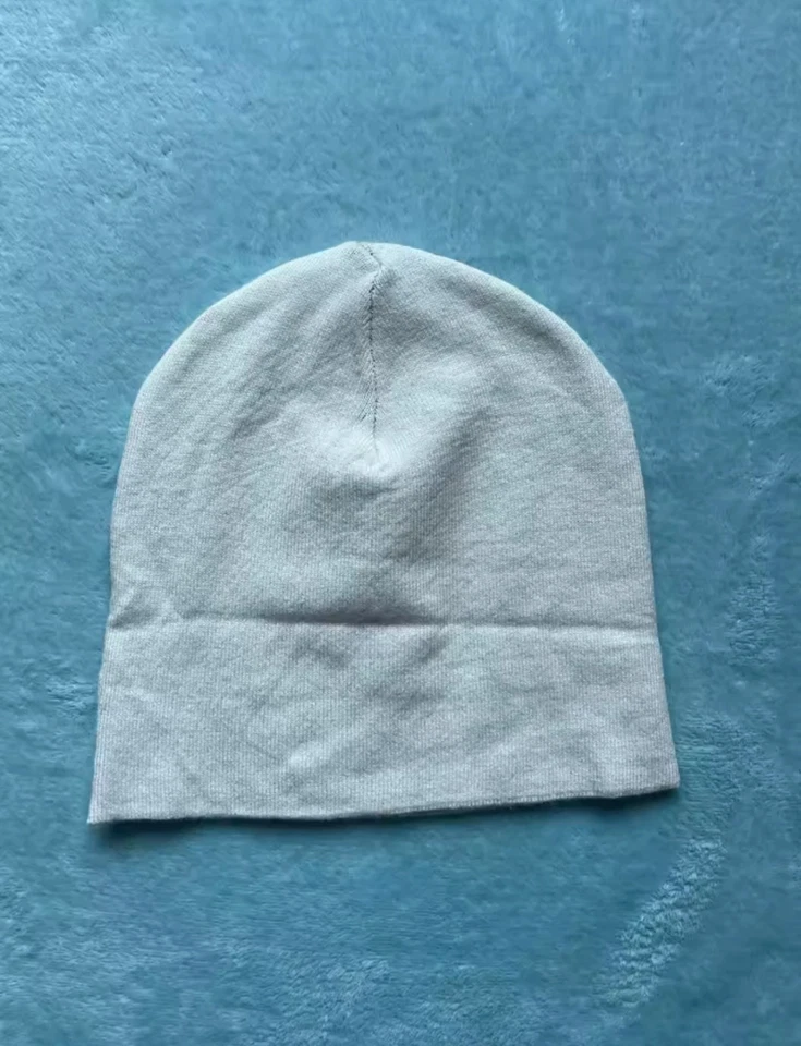 Devil’s Island Gorro Tejido Unisex Invierno Cálido Esquí Sombrero Ropa de Calle Acrílico Foto 2 de 3