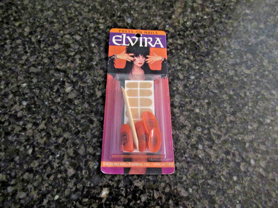 ELVIRA MISTRESS OF THE DARK PRESS ON NAILS NEW