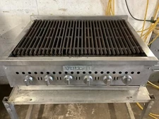 Charbroiler Vulcan VCCB36 6 Burners Nat. Gas TESTED