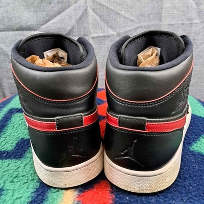 Nike Air Jordan 1 Mid Retro Black Red Men Size 10.5 Chicago  display picture 3