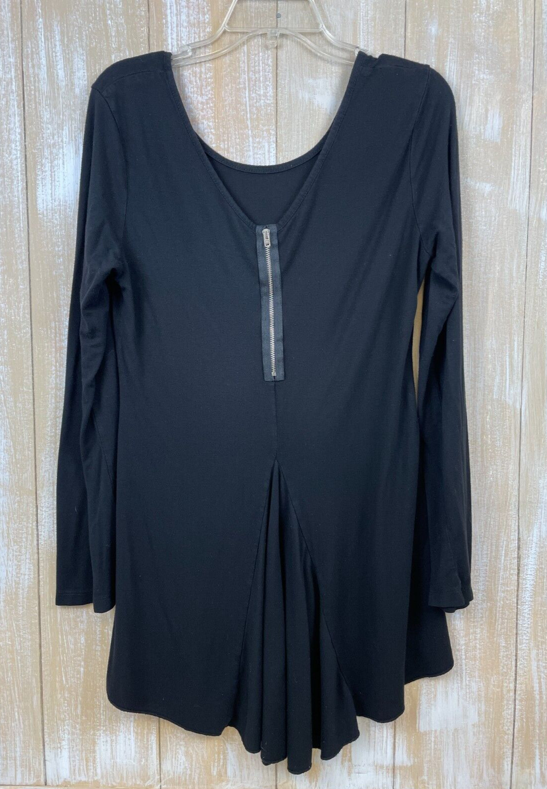 Soft Surroundings Size Medium Solid Black Back Zi… - image 2