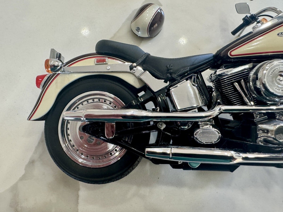 Franklin Mint 1998 Harley Davidson Fat Boy 95th Anniversary Franklin Mint 1998 Harley Davidson Fat Boy 95th Anniversary