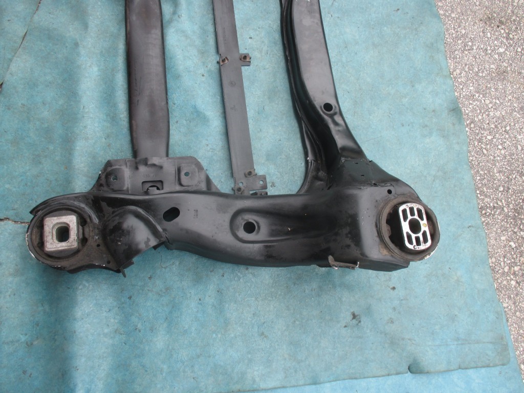 Bentley  Gt Gtc Flying Spur engine cradle cross member subframe #4648 