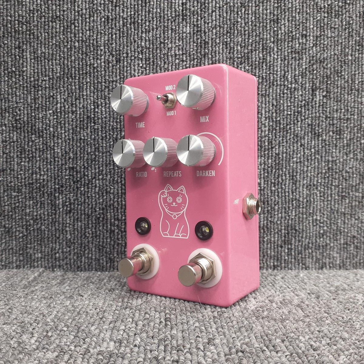 JHS Pedals Lucky Cat Delay Guitar Effects Pedal Good