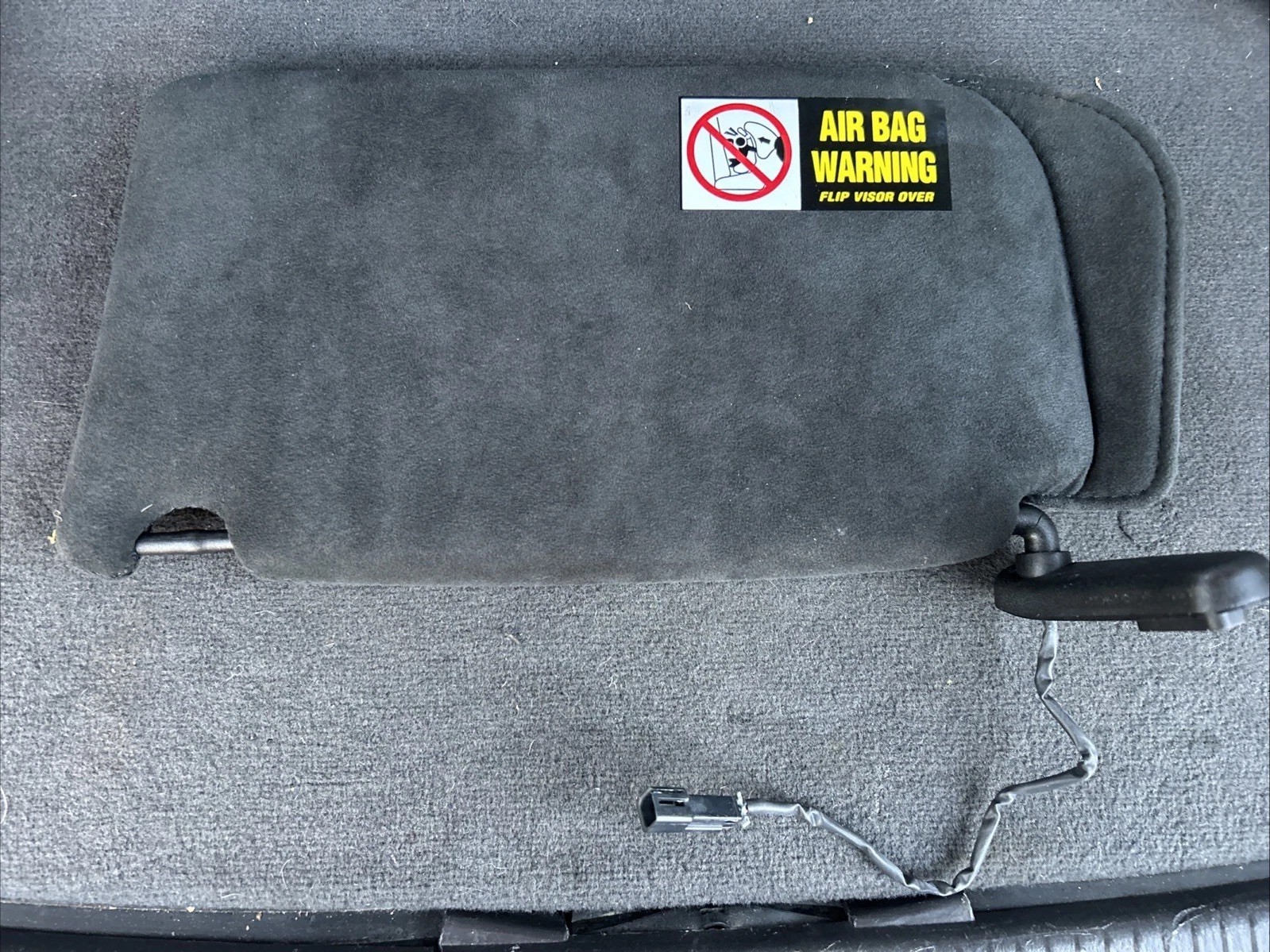 03-19 Maserati Quattroporte S Front Right Passenger Side Sun Visor Shade Oem