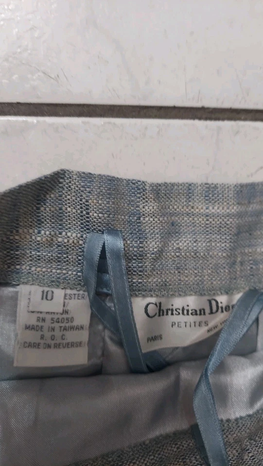 Nuevo con etiquetas Conjunto de Traje Chaqueta y Falda Christian Dior Vintage Talla 10 P (Se Ajusta a Talla S/M) Lino Foto 4 de 4