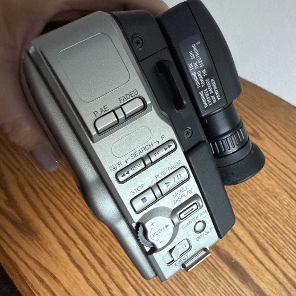 RCA Steady Pix Auto Shot CC6263 Camcorder Not Tested With Battery - Image 2 of 4