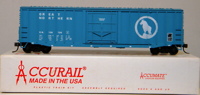 HO Accurail #5606 50' Exterior Post Boxcar Great Northern #138725 Built Up