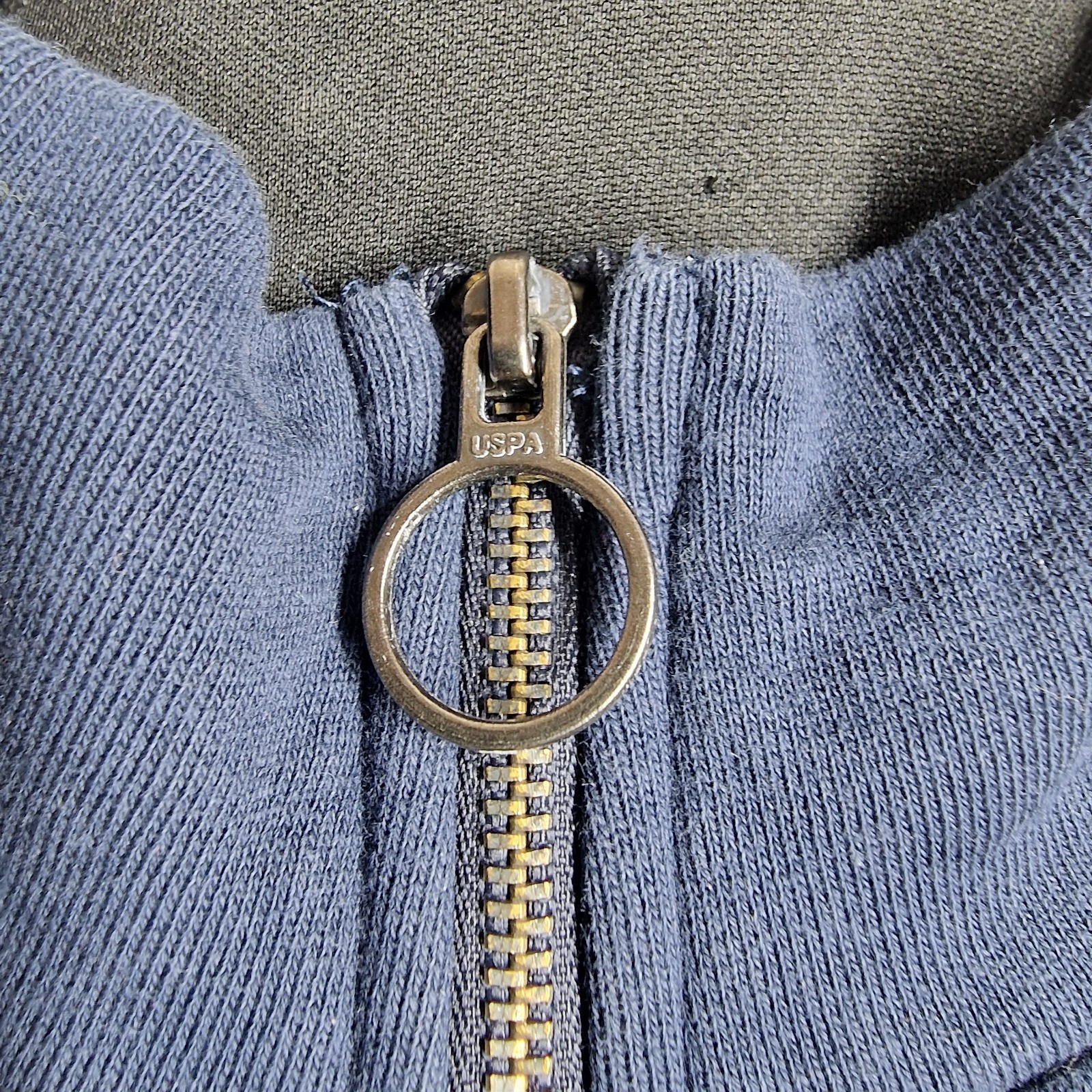 Picture 3 of 9