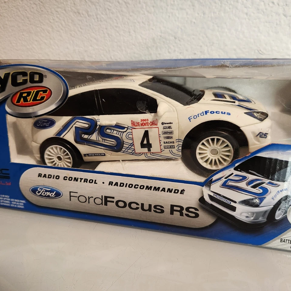 TYCO Ford Focus RS Rally Car. 1:16 Scale RC Car & Remote Battery Charger NEW - Image 3 of 4