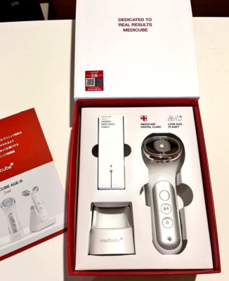 Medicube AGE-R USSERA Deep Shot Home Skin Care Device Facial