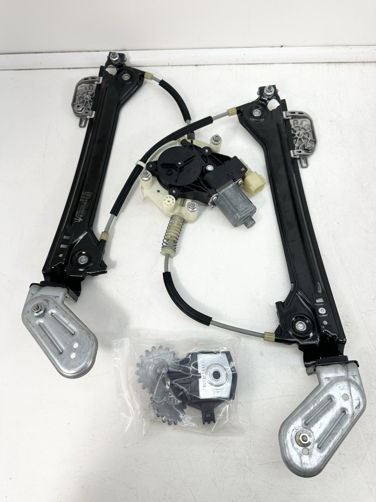 14-17 Maserati Ghibli Rear Left Driver Side Door Window Regulator W/ Motor OEM
