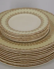 Vintage Myott Goldena Staffordshire 17pc Gold Trim Dinner Dessert Plates England