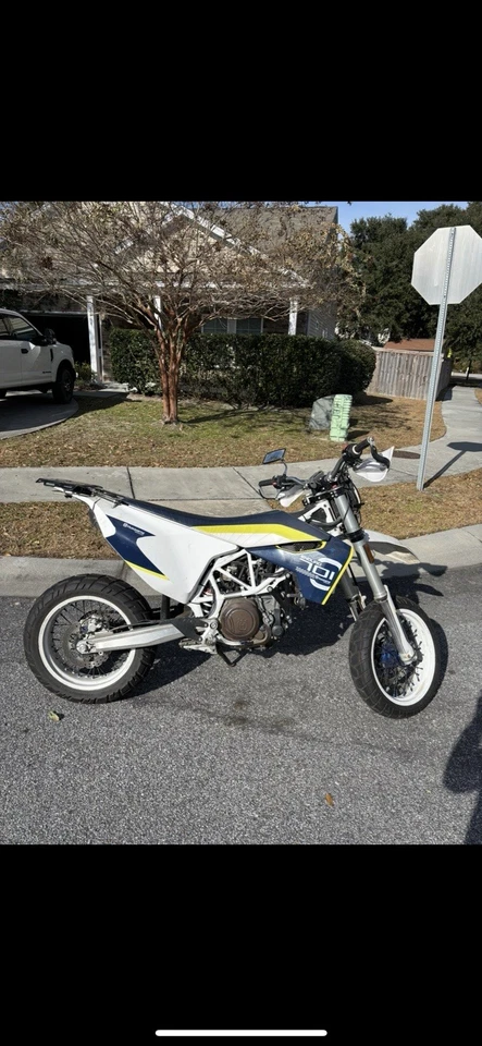 2016 Husqvarna 701 enduro  - Image 4 of 4