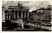 Ak Berlin, Brandenburger Tor, Springbrunnen, Stadtbus, Werbung... - 4935135