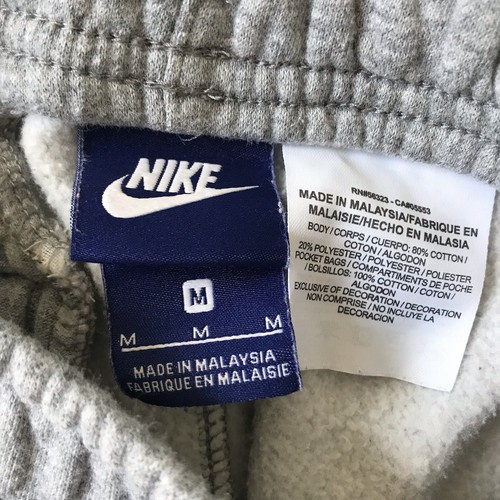 Nike Sweatpants Pants Boy Youth SZ M Gray Sportswear Club Fleece Inseam 25.5 EUC - Picture 2 of 10