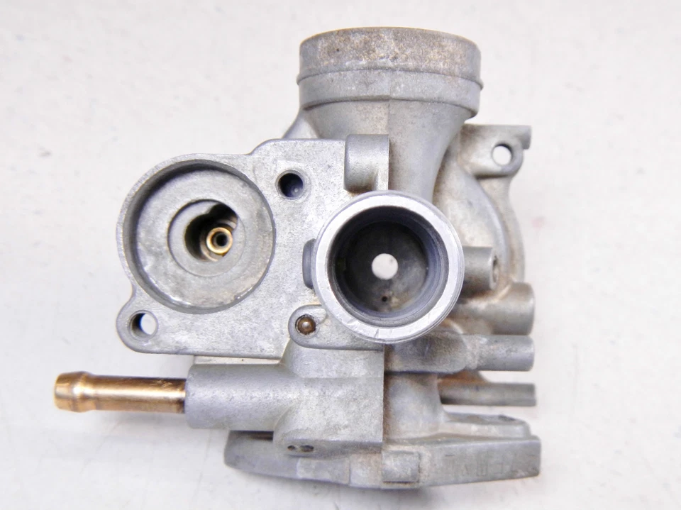 CARCASA CARROCERÍA CARBURADOR HONDA TG50 GYRO S 86 Foto 2 de 4