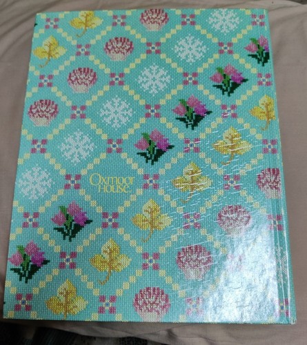 Holidays In Cross Stitch 1989:Vanessa-Ann Collection Hardcover book - Picture 2 of 4