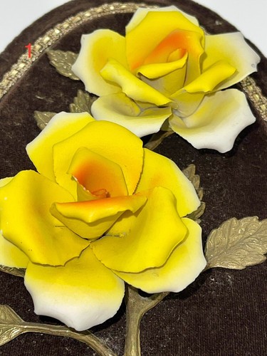 Vtg Mcm Capodimonte Porcelain Yellow Flowers Roses Brass Brown Velvet Wall Art - Picture 9 of 23