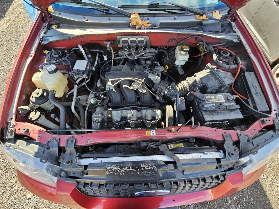 Used Fuel Pump fits: 2005 Ford Escape Pump Assembly 3.0L w/vapor recovery system Foto 2 de 4