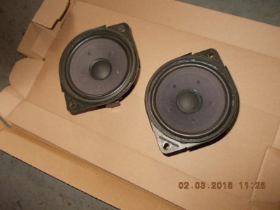 2 Lautsprecher vorne  Mitsubishi Carisma 1995-1999