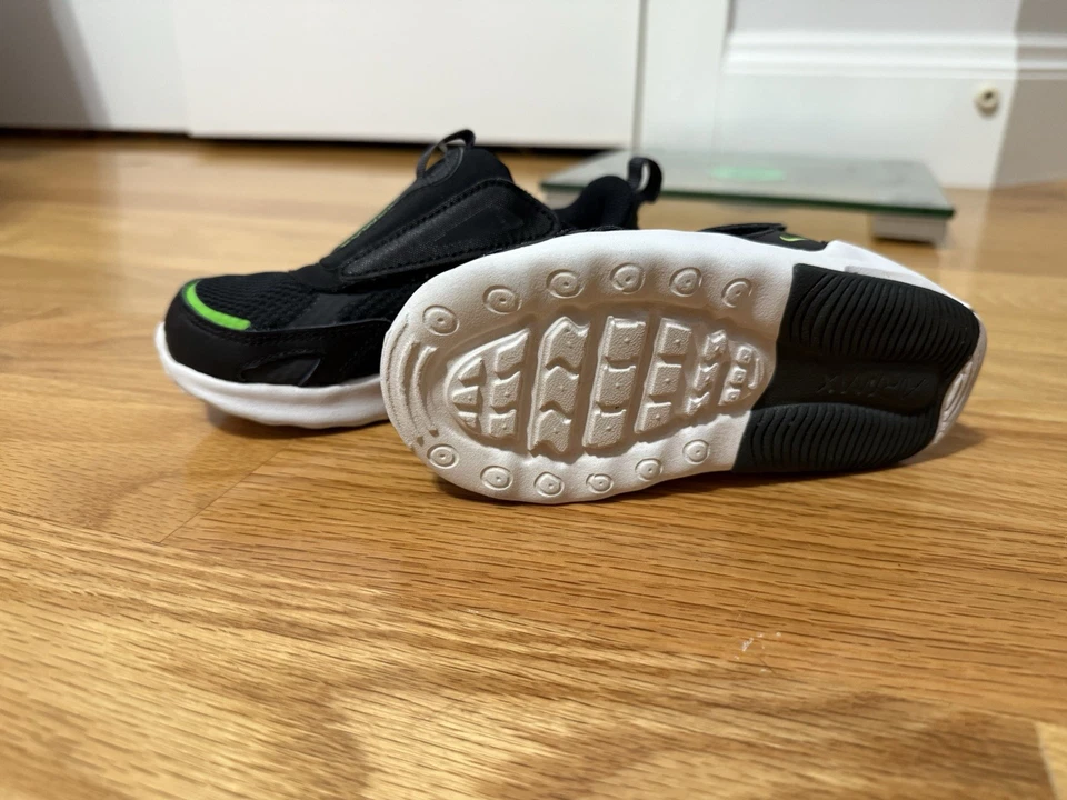 Nike Air Max Bolt Niño 10c Nuevo Con Caja Foto 3 de 4