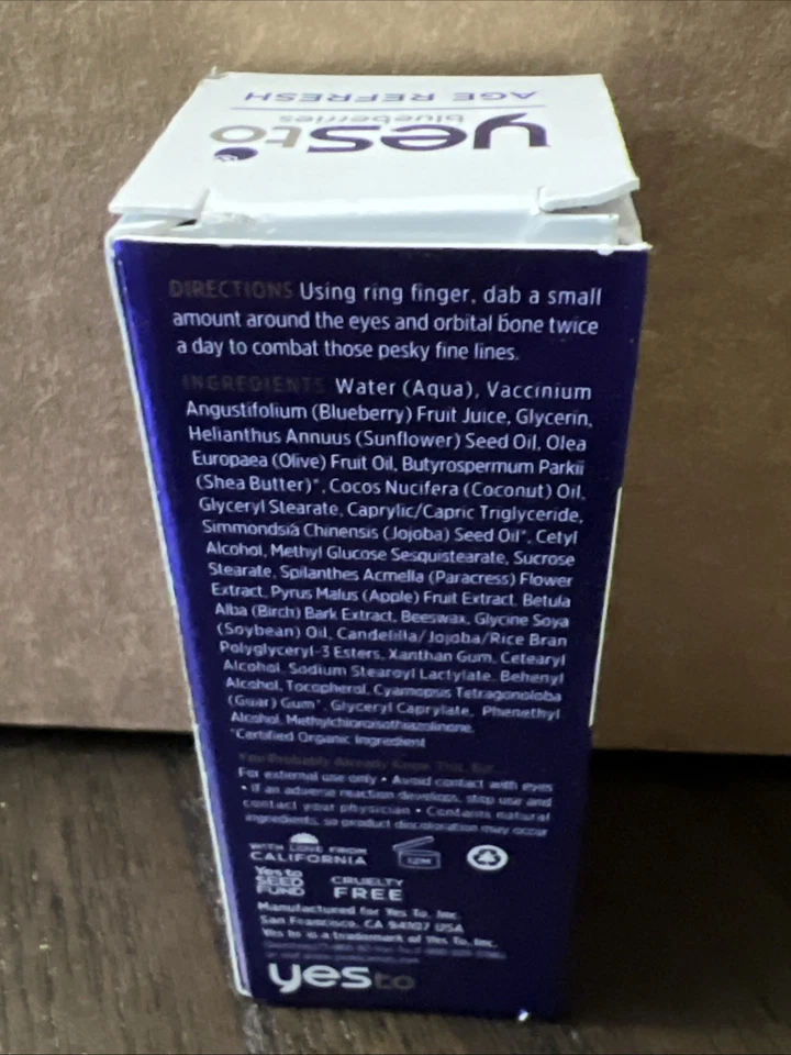 Yes To Blueberries Age Refresh Eye Firming Treatment – 15ml / 0,5 fl oz NOVO - Imagem 2 de 4