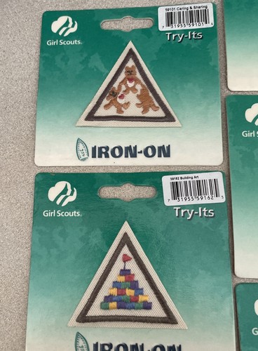 Lot Of 10 Brownie Girl Scout Iron-on Patch Badges NEW Lot F - Picture 2 of 4