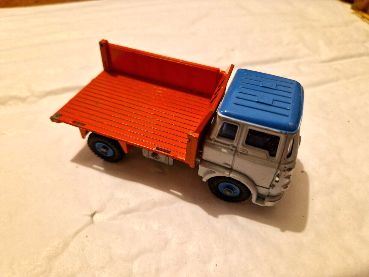 【SALE】DINKY No.435 BEDFORD TK TIPPER VINTAGE 1960'S DINKY TOYS 435 - BEDFORD TK TIPPER DIECAST MODEL