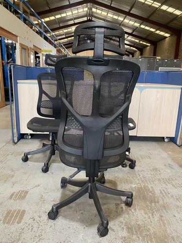 Ergonomic Mesh Back Chair With Headrest 2 Lever No Arms - Salisbury - Picture 5 of 6