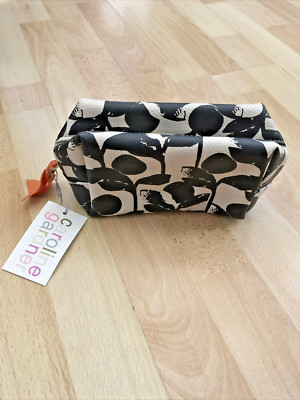 Caroline Gardner Cube Kosmetiktasche Mono Bloom