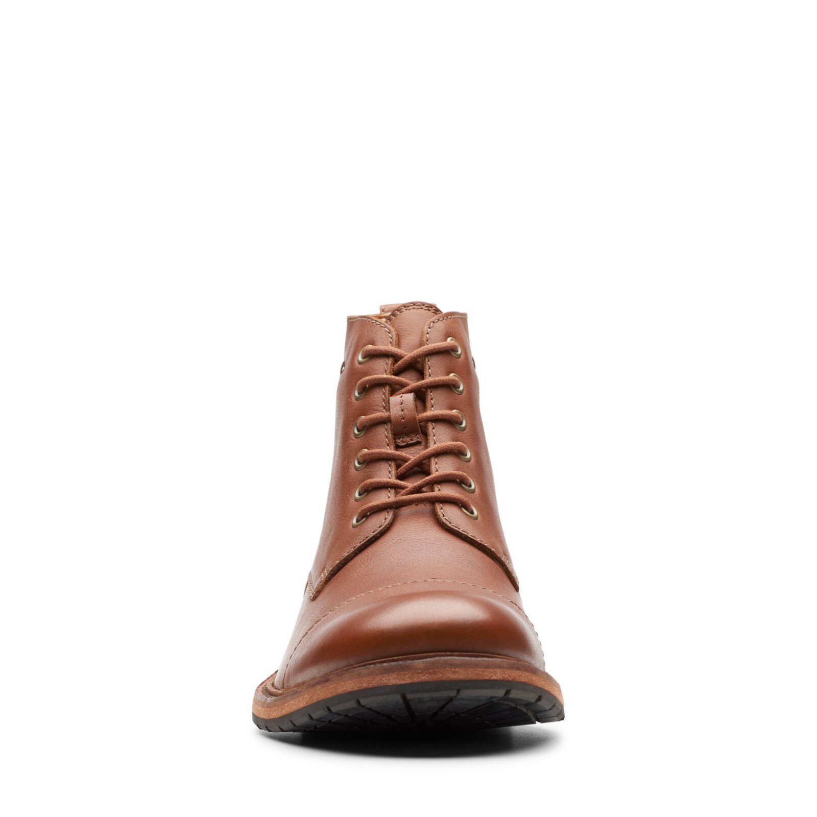 clarks cap toe boot