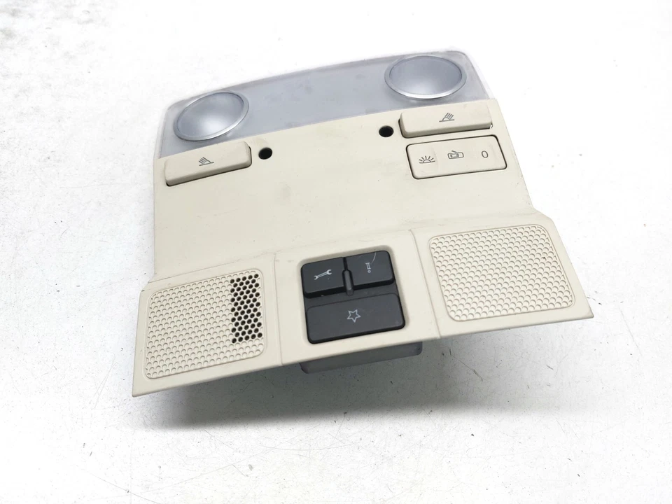 VOLKSWAGEN PASSAT CC TECHO DELANTERO LECTURA LUZ CORTESÍA 1K0947105 2013 Foto 3 de 4