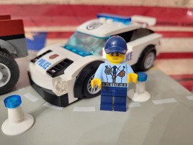 My Lego Town/City 60128 Police Pursuit, 100% complete, extras, retired