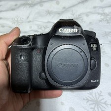 Canon EOS 5D Mark III 22.3 MP Digital SLR Camera Body Only TESTED Battery    