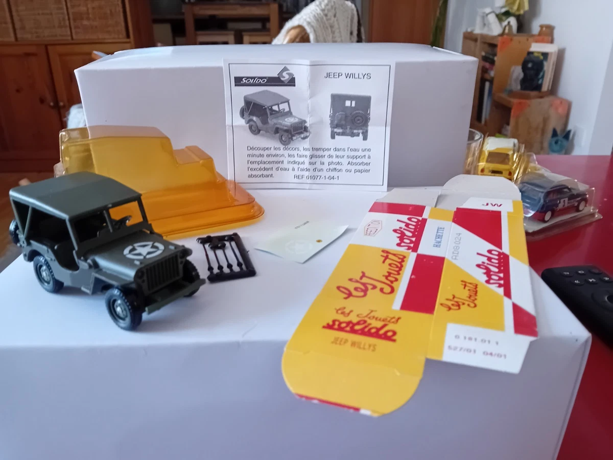 Jeep Willys pompier avec remorque solido collection
