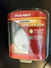 First Alert Hard-Wired Battery Back-up Smoke/Fire Alarm Detector SA9120BCN New