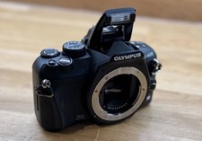 Olympus E-420 Camera Body Bundle 7097 Shutter Actuations - Amazing Condition
