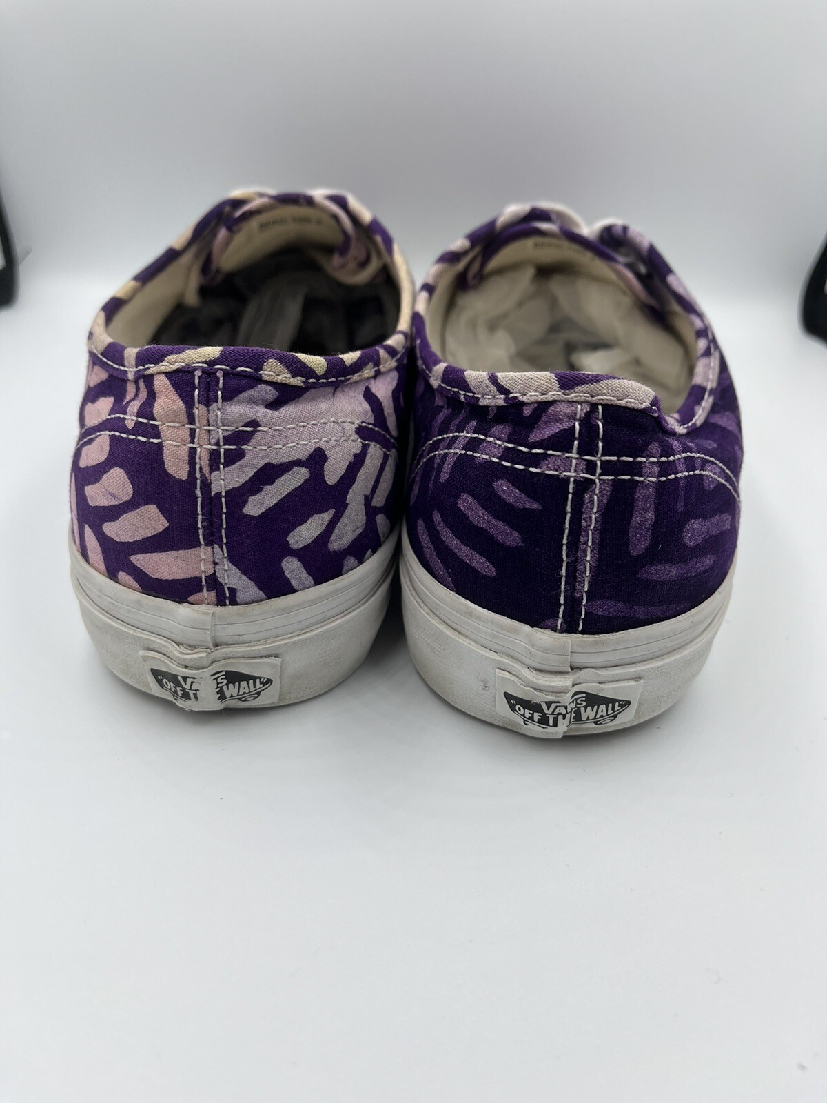 Vans Authentic in Della Batik purple Womens 8.5, Mens 7, Rare Older Style image 4